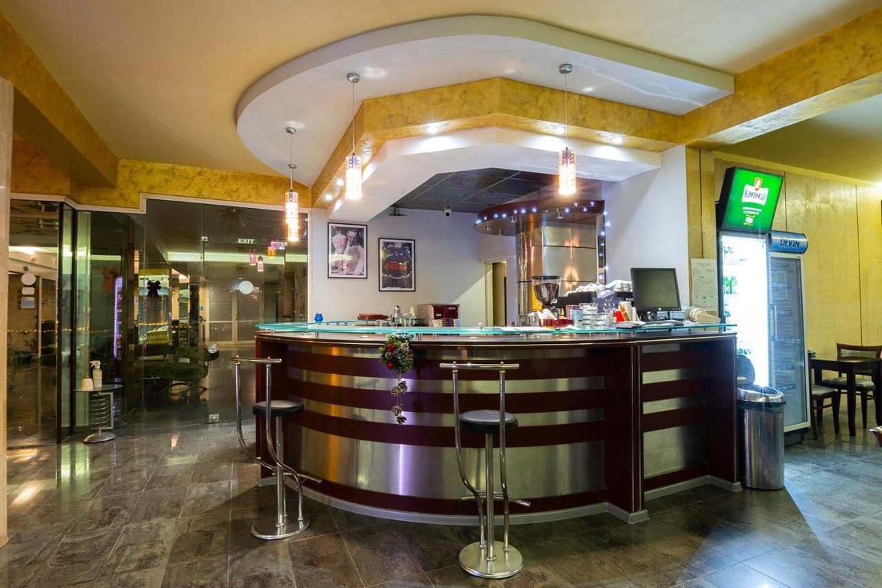 Hotel Slaviani Ντιμίτροβγκραντ Εξωτερικό φωτογραφία